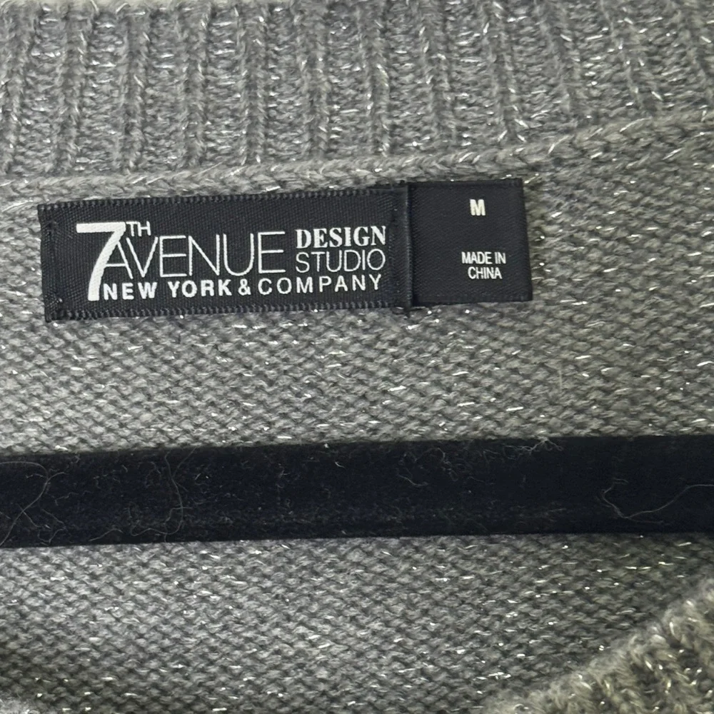 💫 NY&C 7th Avenue Grey Metallic Ruffle Sleeve Sweater - Picture 2 of 7
